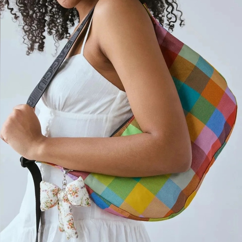 Baggu Madras Medium Crescent